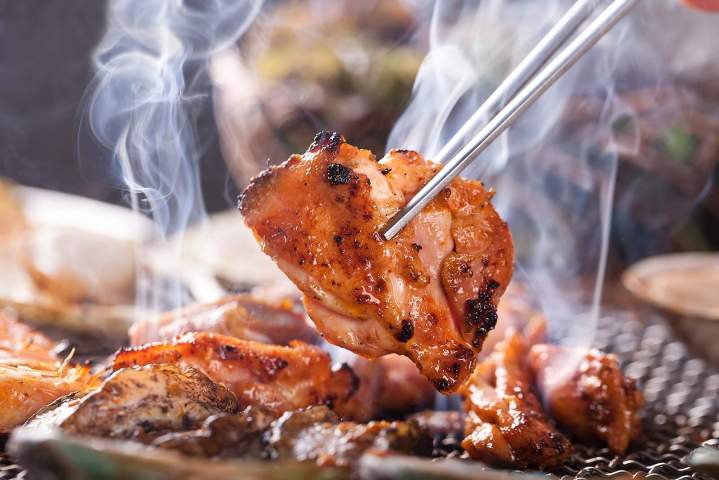 Le fumet boisé de nos viandes rôties à l'antillaise